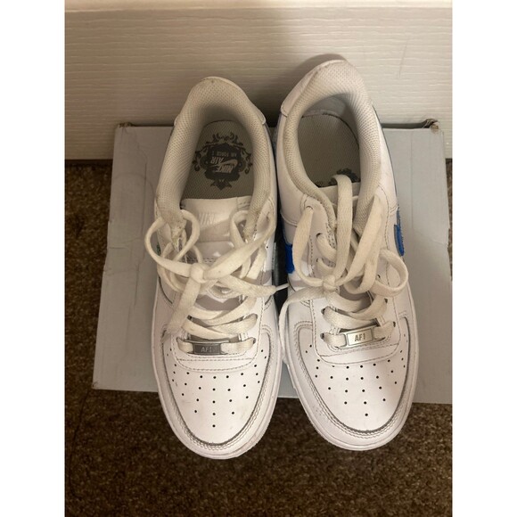 Nike Air Force 1 - Picture 4 of 6